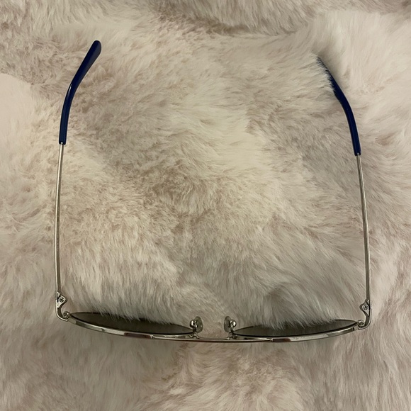 Tory Burch TY6037 Round Aviator Sunglasses in Silver/Black & Blue/White T Print - Picture 6 of 9